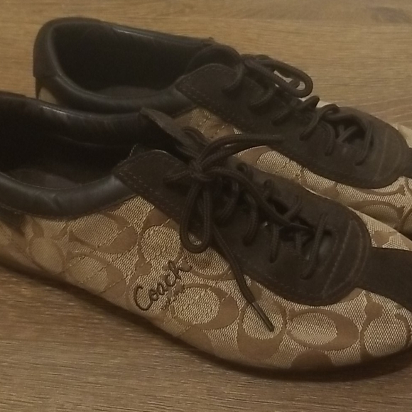 Used Coach GeeGee Sneakers Size 10 - Picture 1 of 9